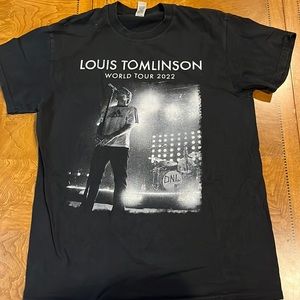 Black Louis Tomlinson world tour 2022 T-shirt